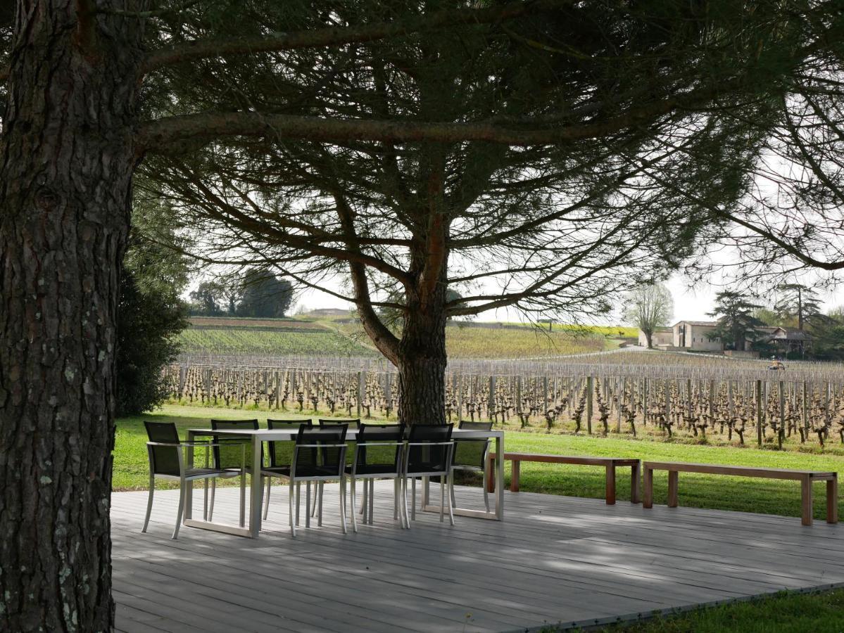 Clos Des Jacobins Saint-Emilion Exterior photo